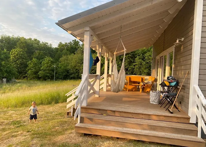 Dom W Jasieniu Сasa de vacaciones