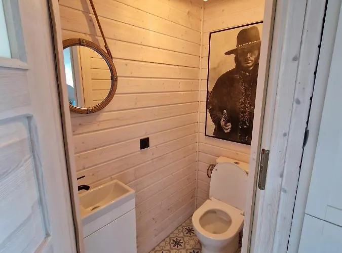 Dom W Jasieniu Сasa de vacaciones